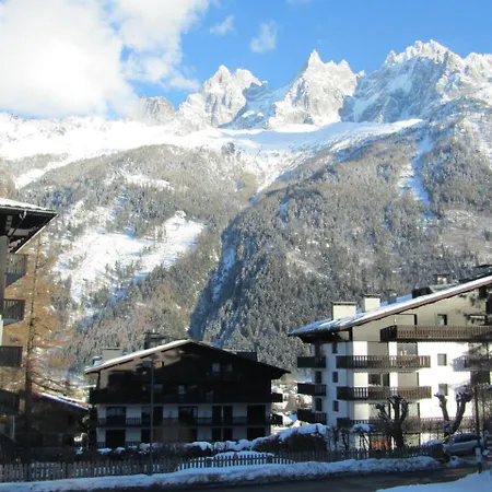 Apartment Le Pied Du Brevent - Walk To Lift, Getaway *