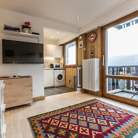 Le Pied Du Brevent - Walk To Lift, Getaway